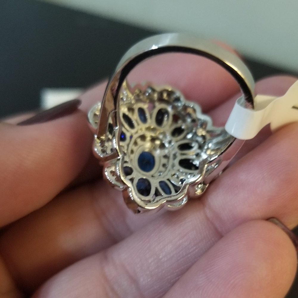 Swarovski Elements Blue Crystal Floral Women's Ring size 9 - Picture 5 of 8